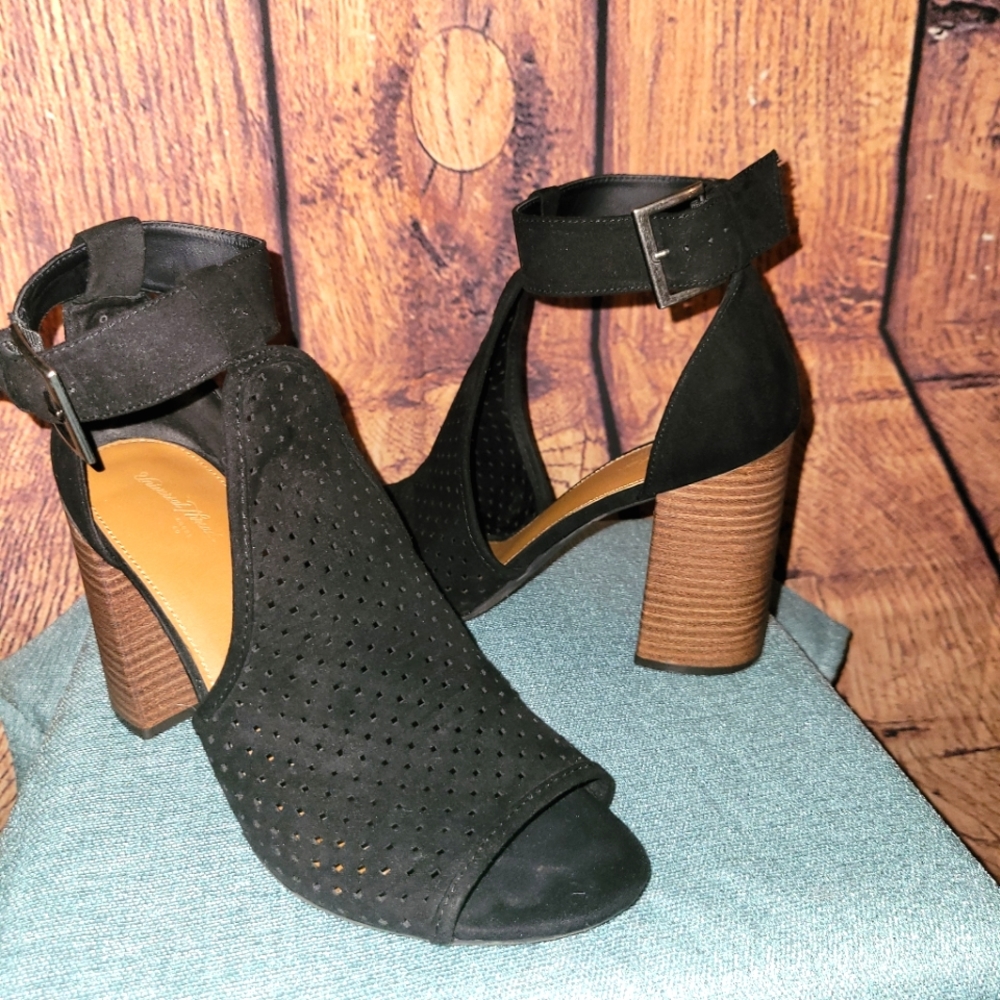 Universal thread shoes